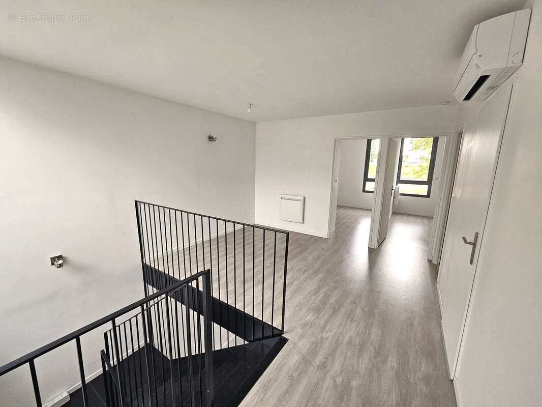 Maison 99 m² à Pessac  - photo 7