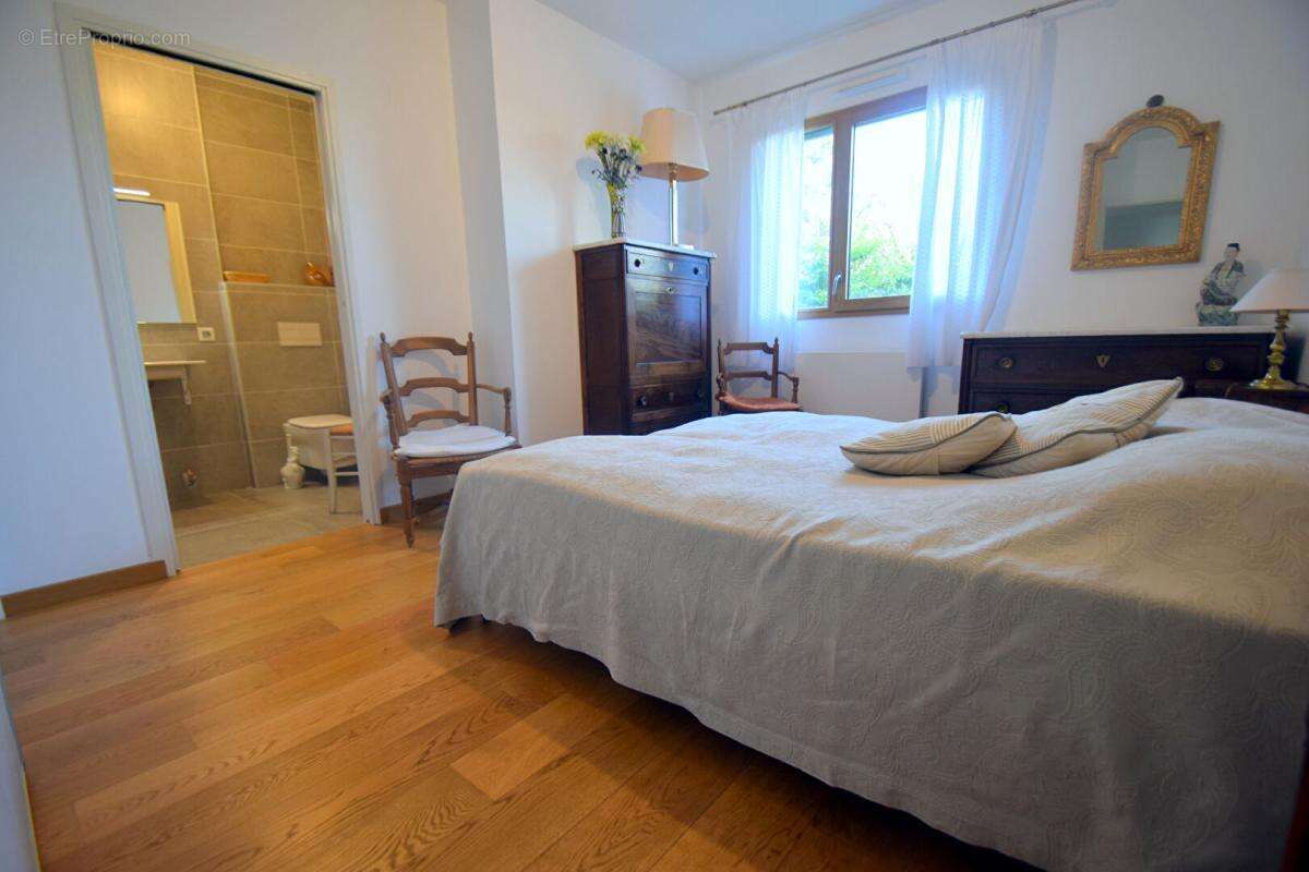 Appartement à CALUIRE-ET-CUIRE