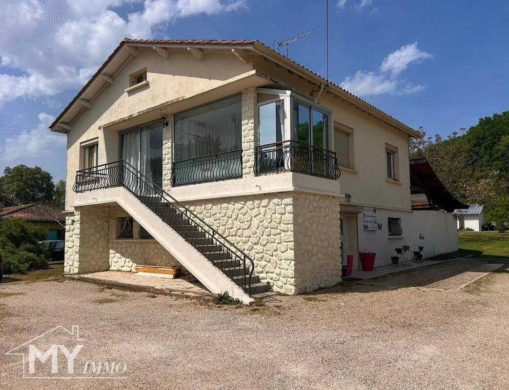 Maison à PRIGONRIEUX