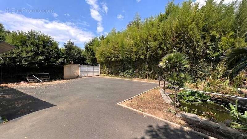 PLONÉIS (29) – Maison à vendre Type 6 de 115 m² habitable et 189 m² utile – Terrain de 1 320 m² – Double garage – Piscine - photo 24