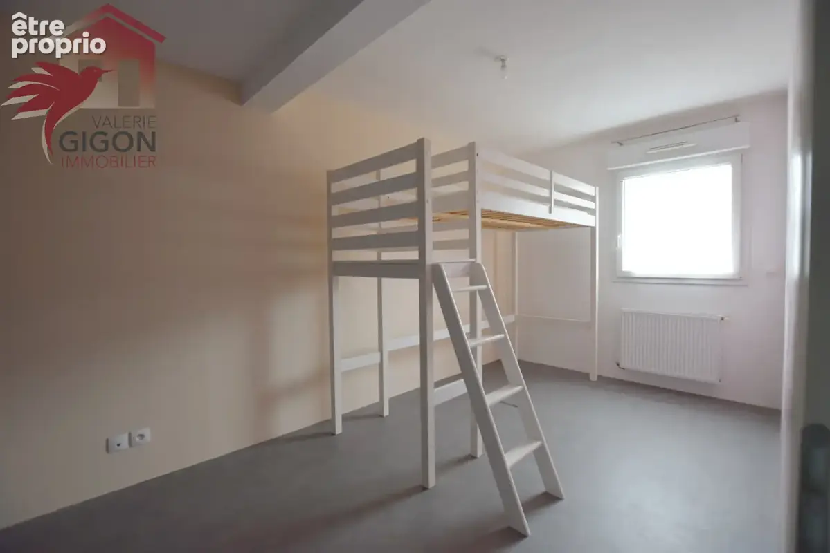 BELLE MAISON CONTEMPORAINE (2014), alliant confort moderne, fonctionnalité et prestations de qualité. - photo 7