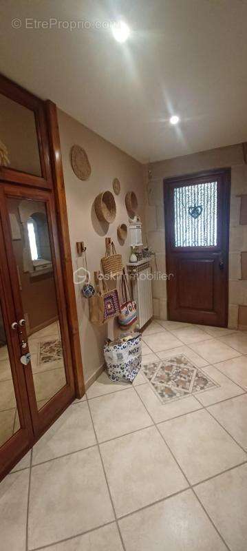 Villa  traditionnelle + studio a vendre - photo 19