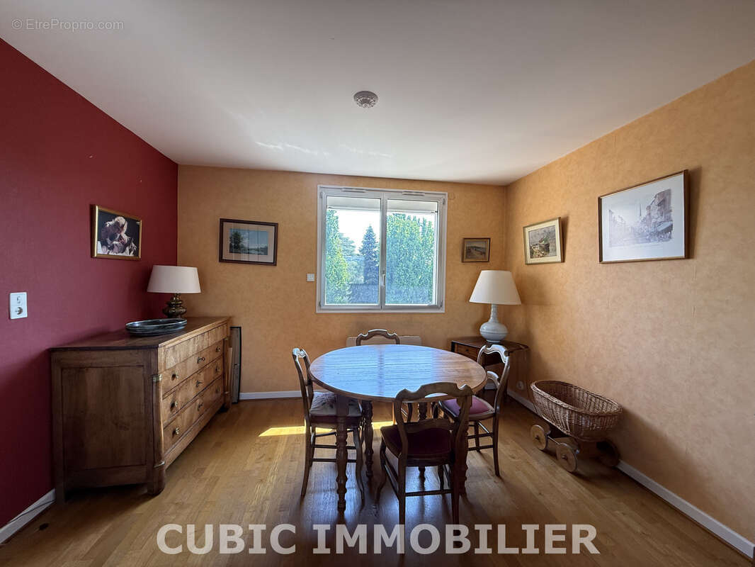Appartement à VILLEFRANCHE-SUR-SAONE