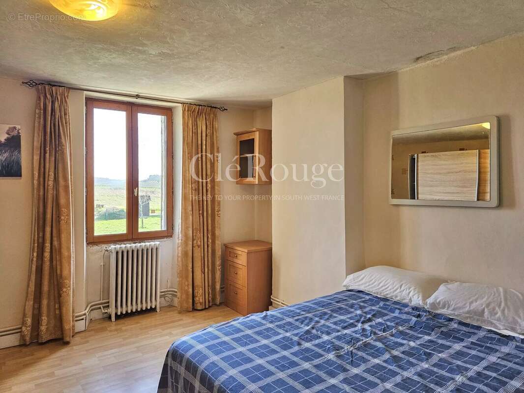 Maison à SAUVETERRE-DE-GUYENNE