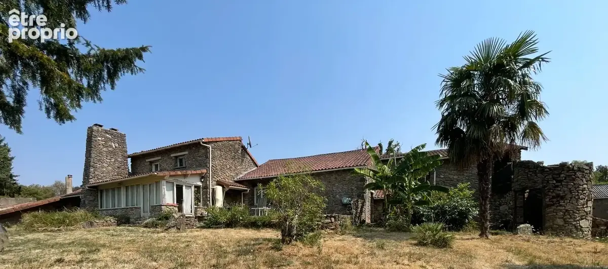Maison à LA BAZEUGE