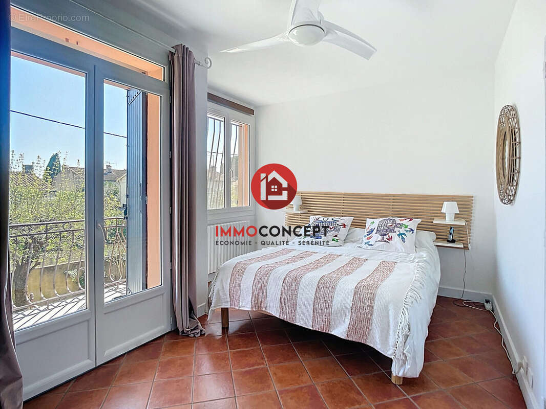 Maison à LES ANGLES