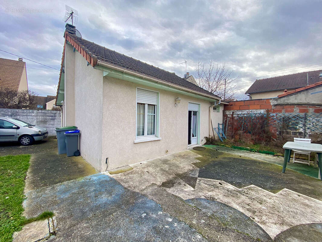 Maison Bezons 3 pièces et studio indépendant. - photo 14