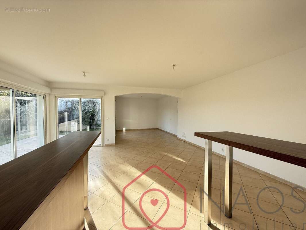 Villa 4 pièces 3 chambres - photo 4