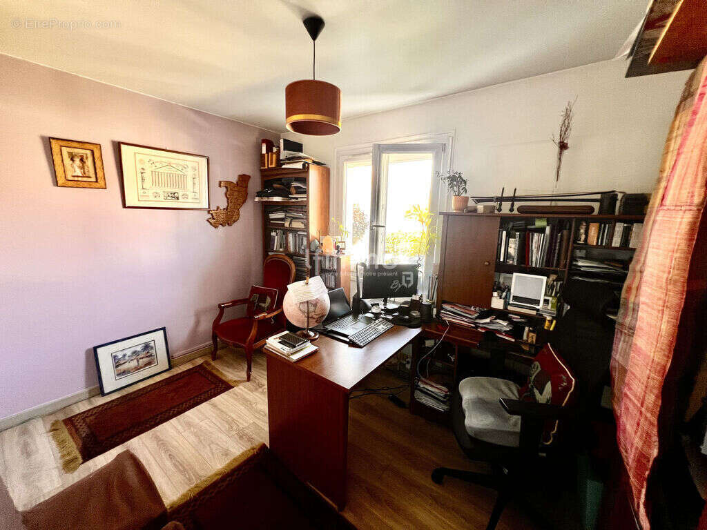 Maison à LE MEE-SUR-SEINE
