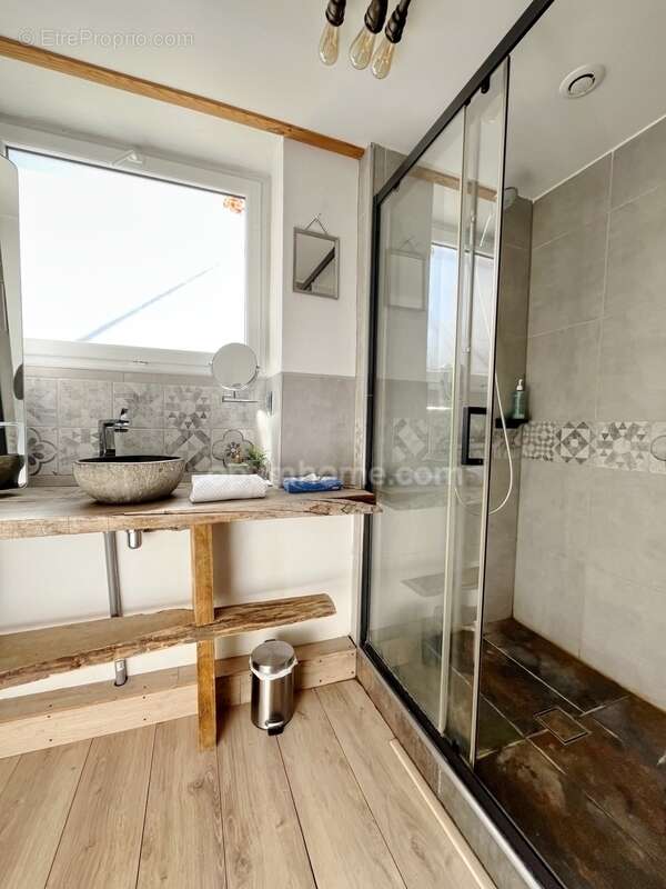 Maison à SAINT-DIDIER-SUR-BEAUJEU