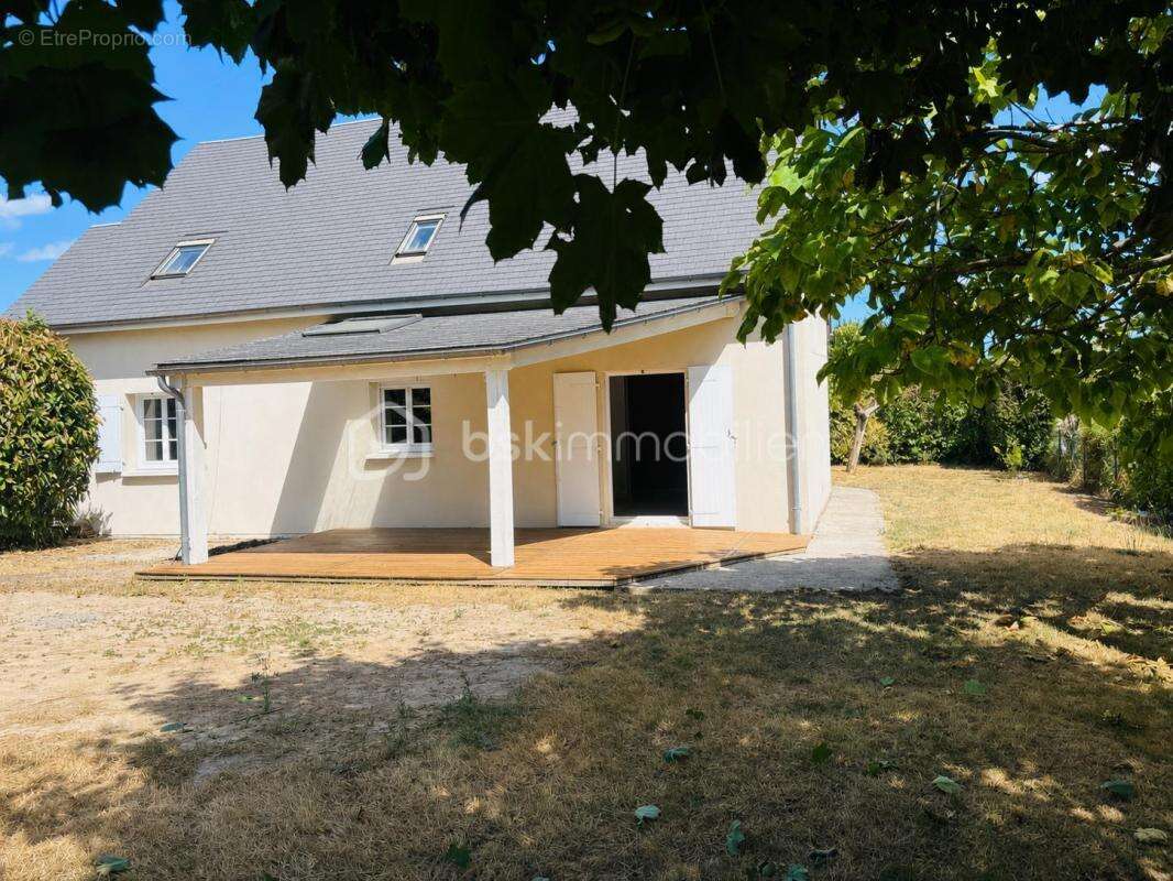 Coup de cœur assuré pour cette maison familiale de Veigné, construite en 2000 - DPE C - photo 11