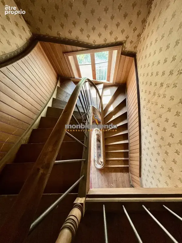Maison 10 pièces 250 m² à vendre à Aurillac (15000) - photo 3