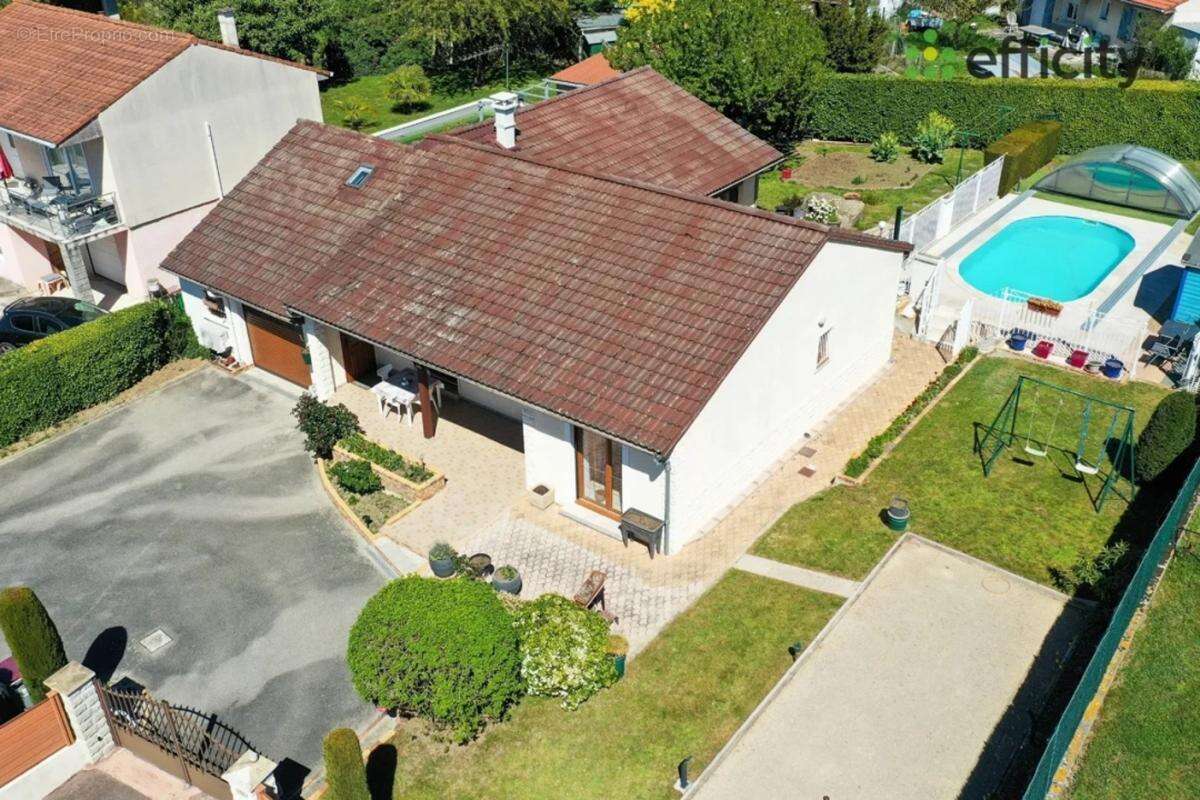 Maison à COLOMBIER-SAUGNIEU