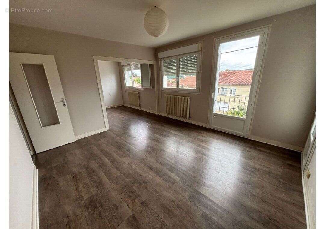Immeuble de rapport  4 appartements + 6 garages - investissement locatif - photo 4