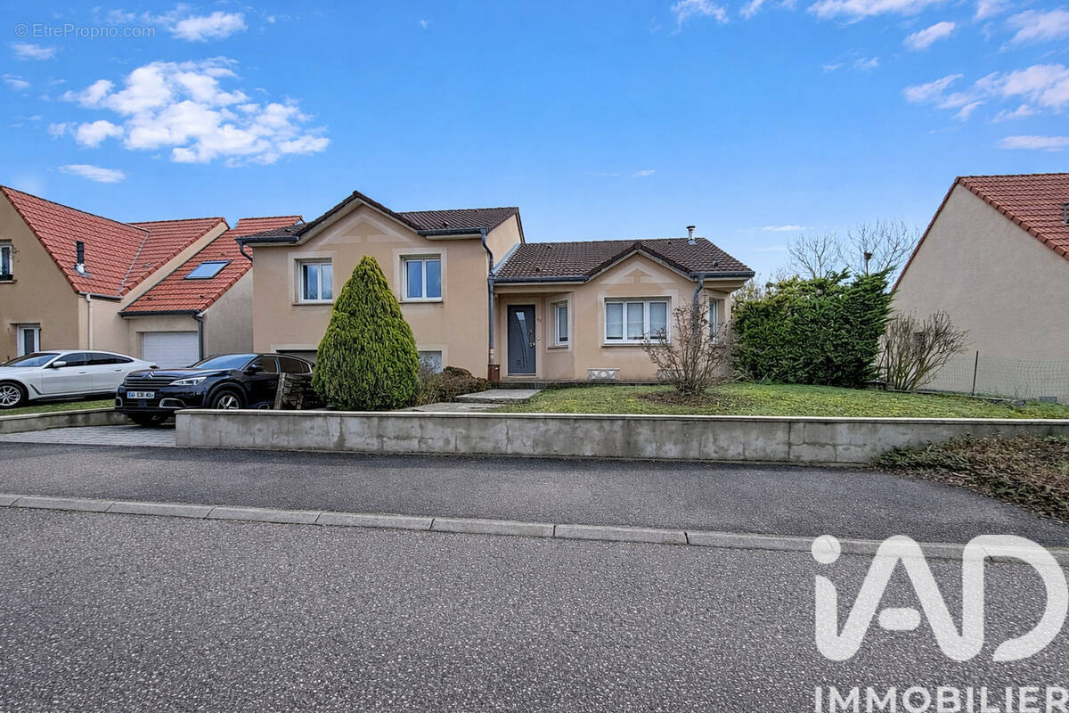 Photo 1 - Maison à SAINTE-MARIE-AUX-CHENES