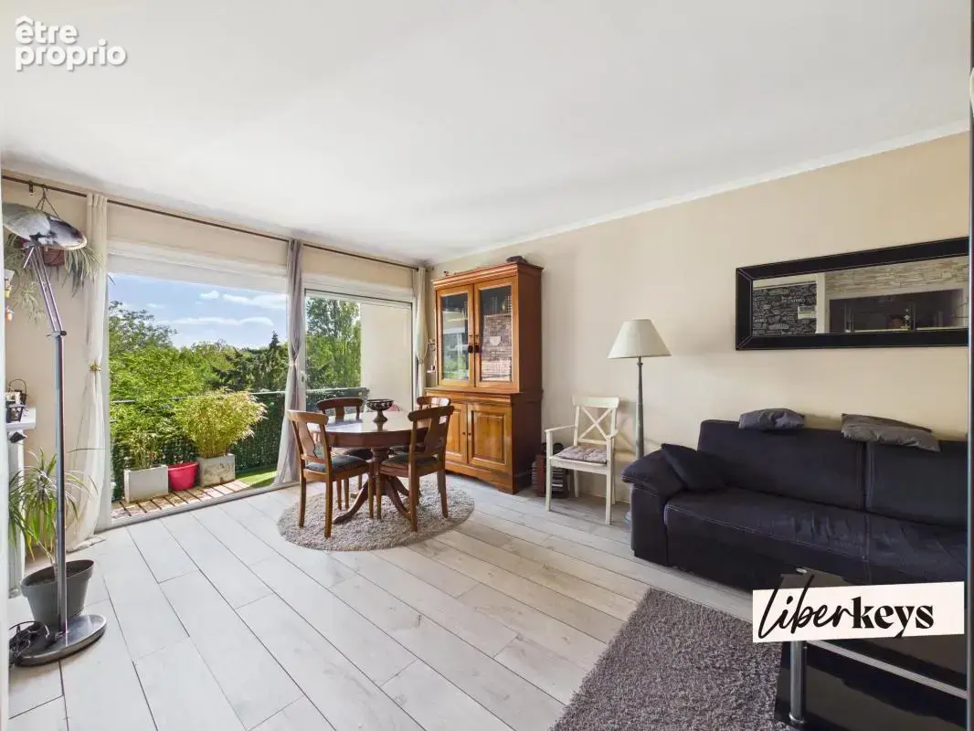 Maurepas – 3 pièces lumineux avec balcon de 12 m², ascenseur et gare à pied - photo 4