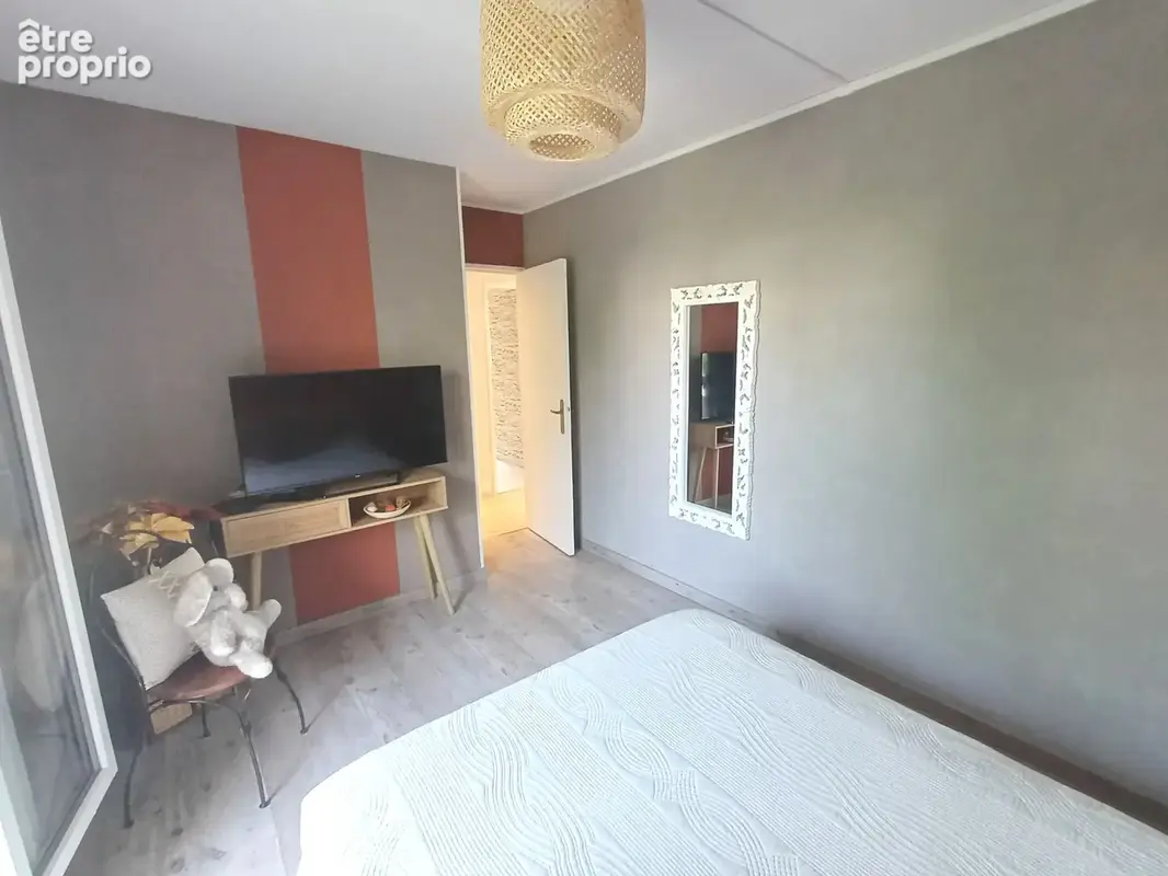 Bel Appartement sur les Hauteurs de Dieppe avec Ascenseur, Cave, Balcon et Stationnement - photo 10
