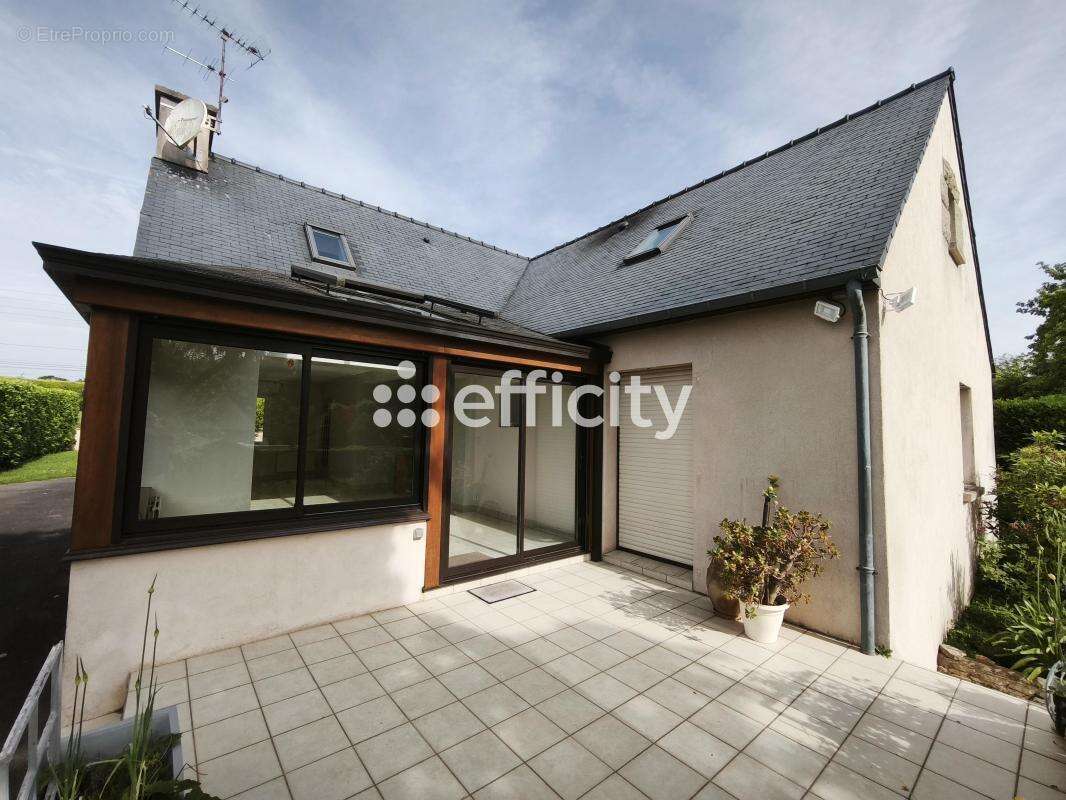 Maison 156 m² à Pleslin-Trigavou  - photo 2