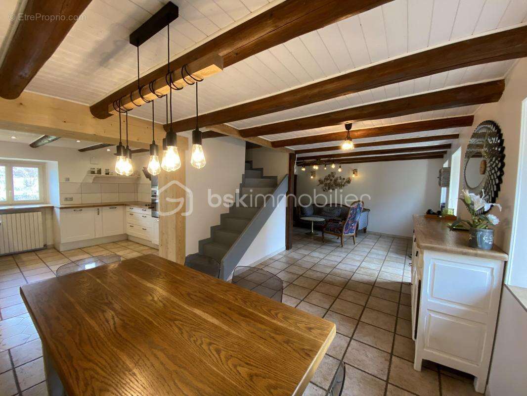 Maison Rénovée avec terrain - photo 4
