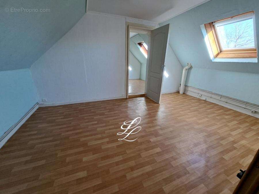 Maison à LA SUZE-SUR-SARTHE