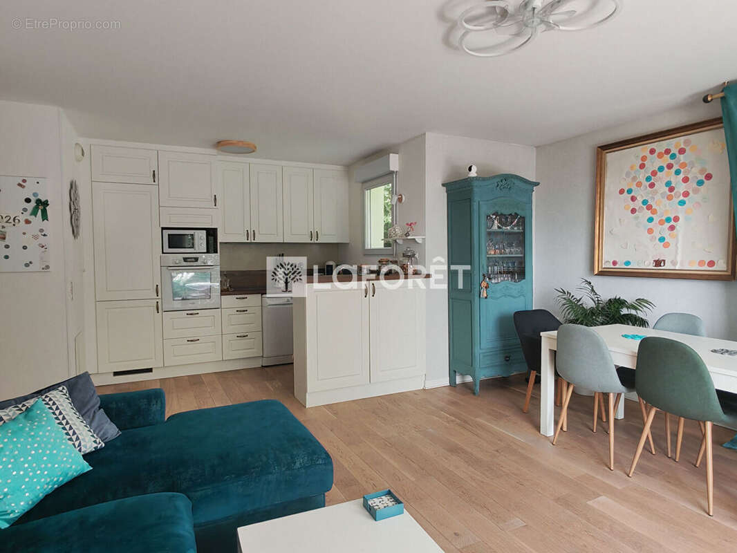 Appartement à JUVISY-SUR-ORGE