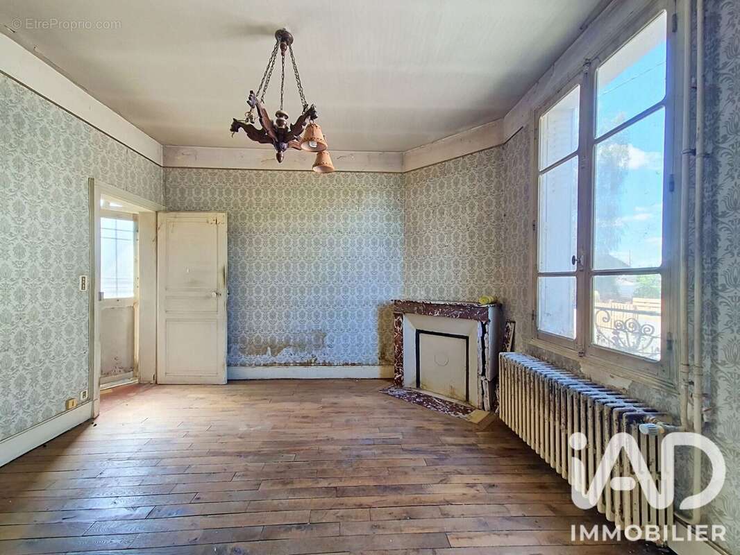 Photo 7 - Maison à YZEURE