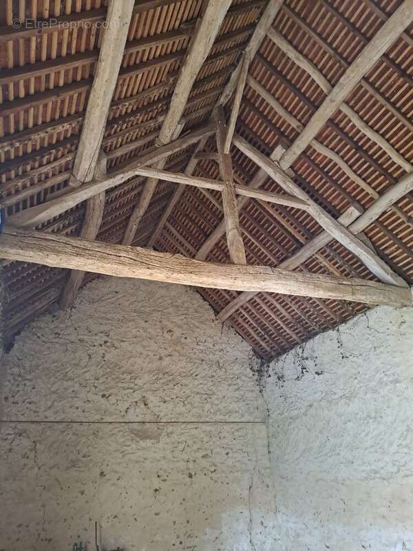 Maison à MOUTIERS-AU-PERCHE