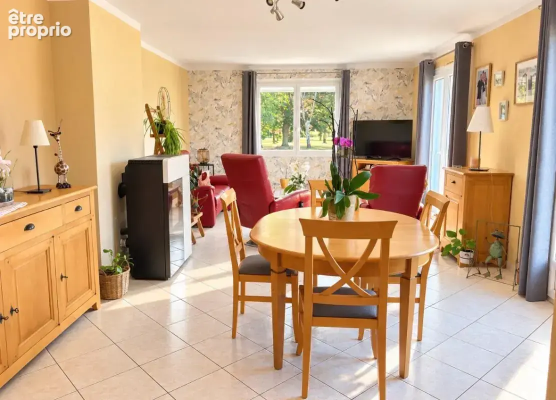 maison village 3 chambres + etang sur 1 hectare - photo 3