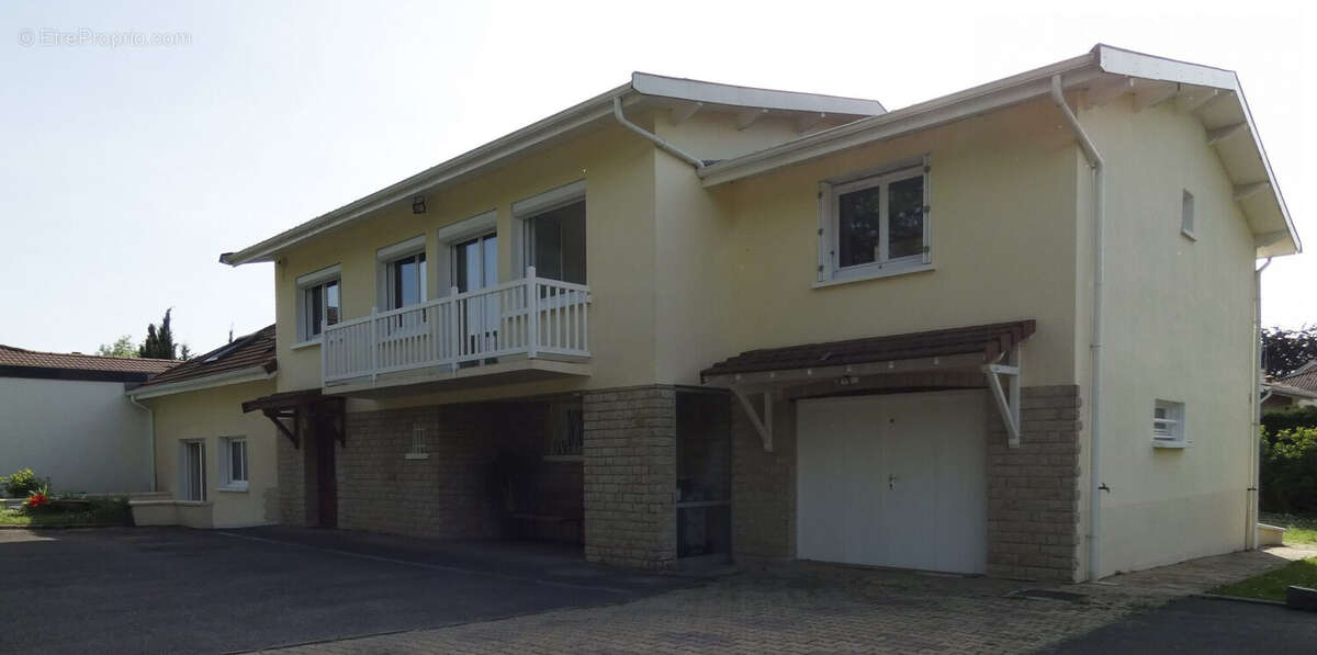 Maison à CHASSIEU