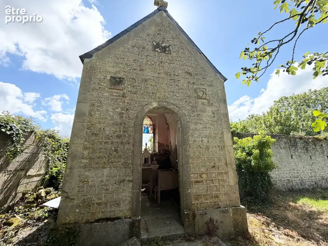 Belle propriété en pierre avec dépendances à rénover - photo 18