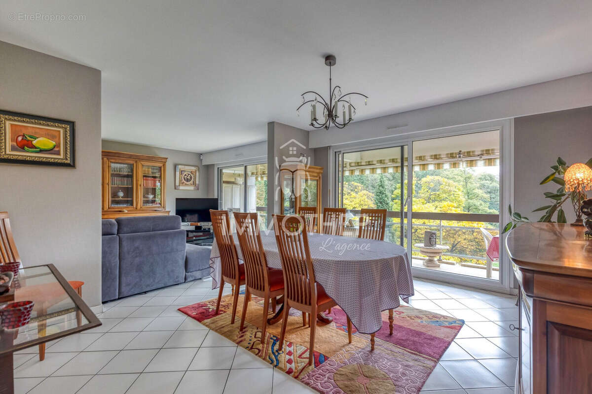 Appartement à SAINT-EGREVE