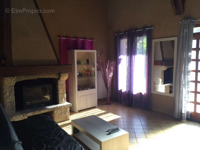 Appartement à AUZITS