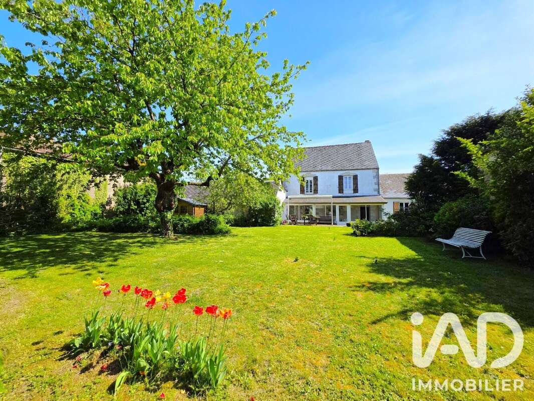 Maison 150 m² à Louville-La-Chenard  - photo 2