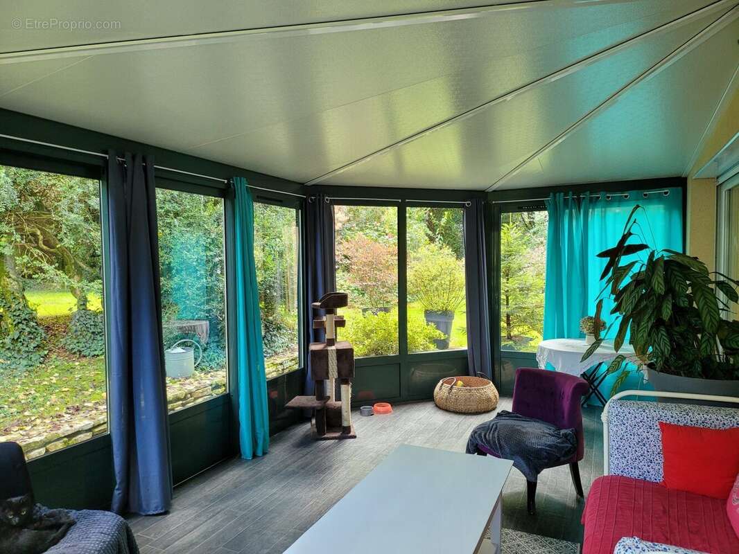 Maison à SAINT-YRIEIX-LA-PERCHE