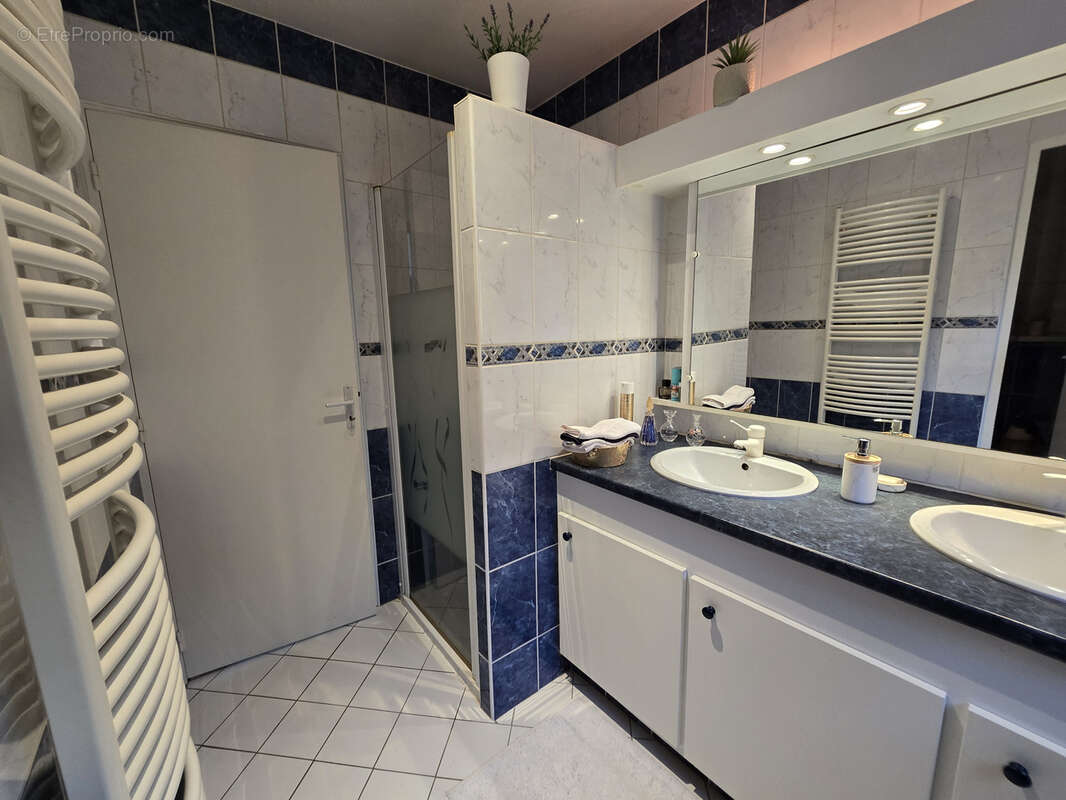 Maison à LE VERNET