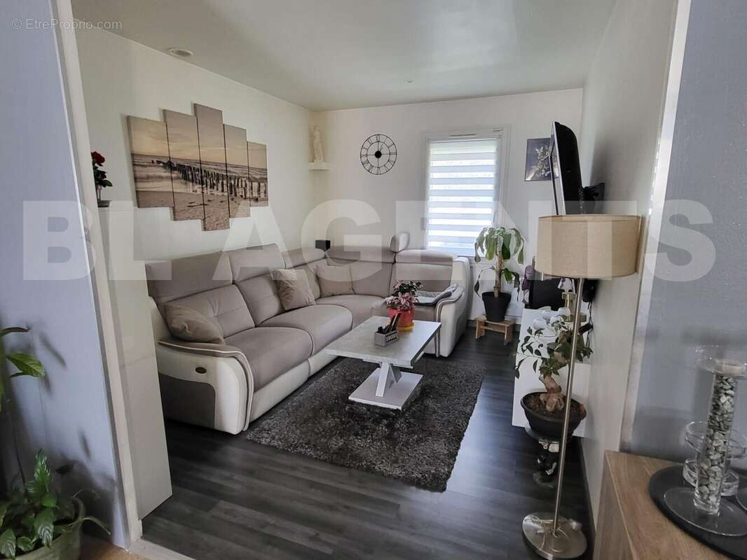 IMG-20251014-WA0026 - Maison à BUSSIERES