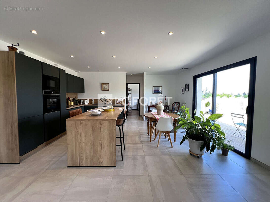 Maison à AMBIERLE