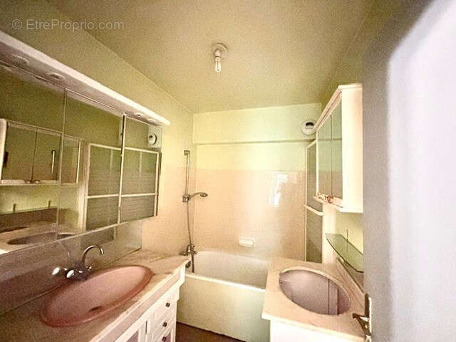 Appartement à MAISONS-ALFORT