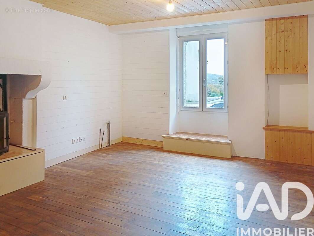 Photo 3 - Maison à LA CHAPELLE-NEUVE