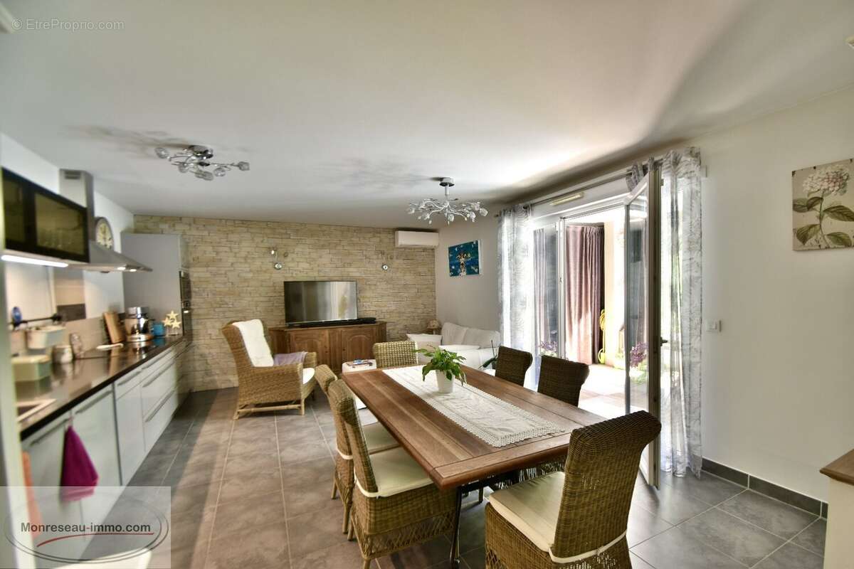 Appartement à LE CANNET