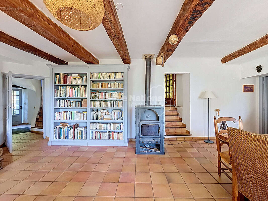 Propriété de caractère Bastide, dépendances, énorme potentiel ! - photo 18