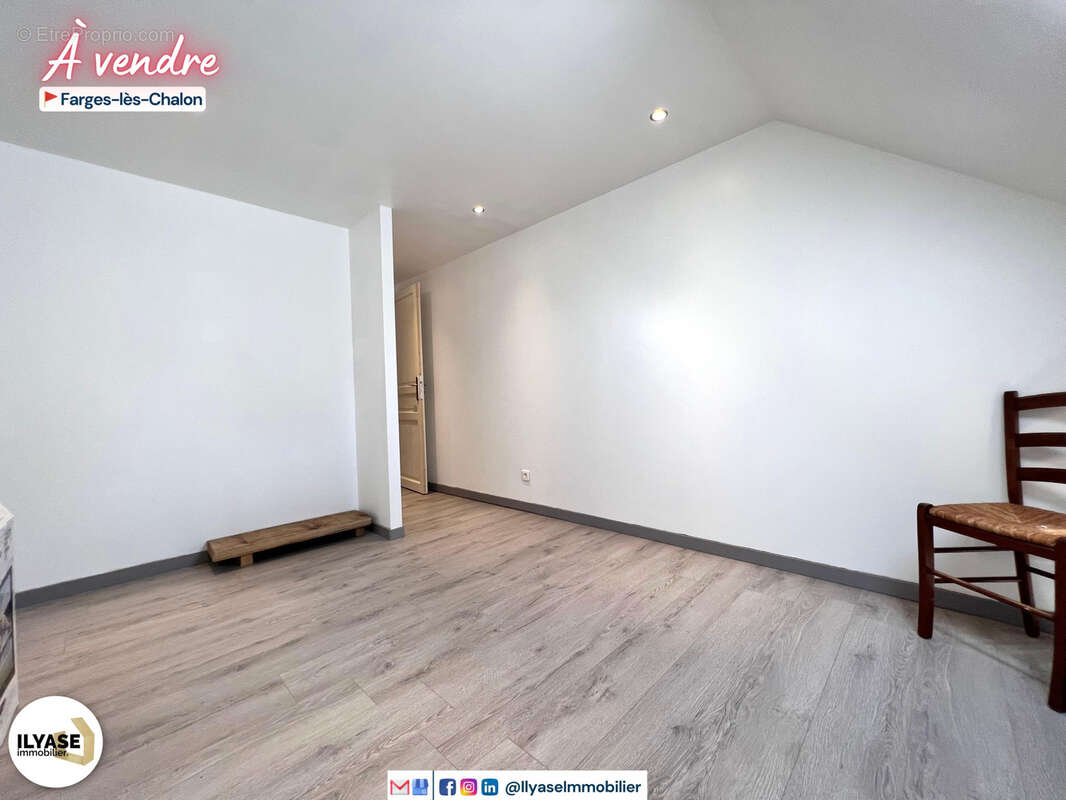 Maison 134 m2  6 pièces  2 ch  201 m2 de terrain - photo 19