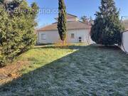 Maison à MIREFLEURS