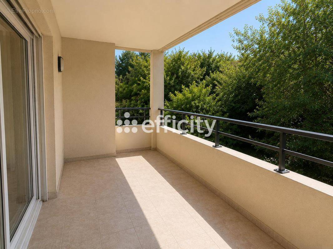 Appartement à BOUC-BEL-AIR