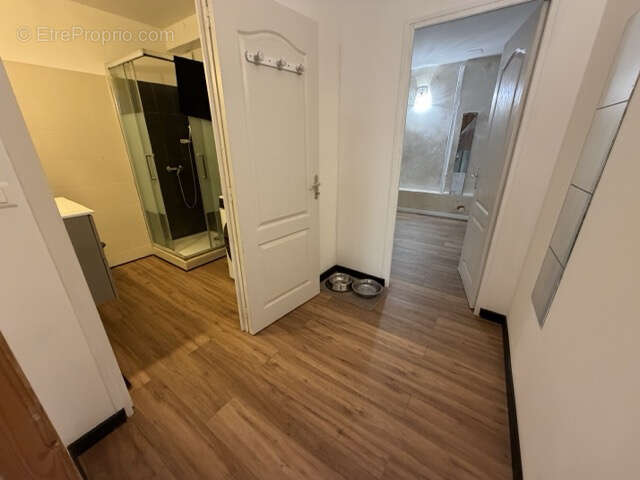 Appartement à EGUILLES