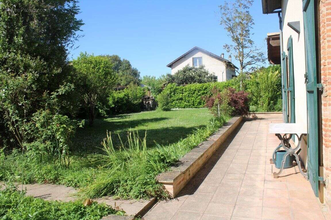 Maison à BEAUMONT-DE-LOMAGNE