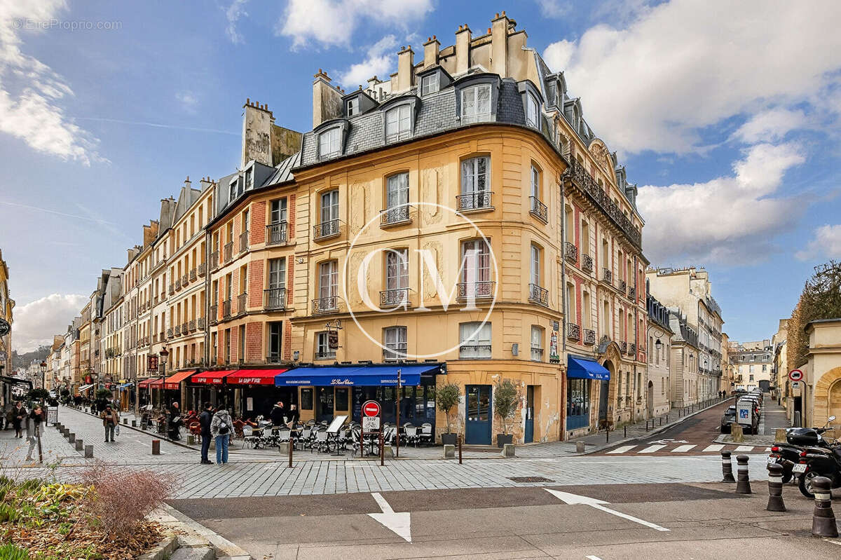 Commerce à VERSAILLES