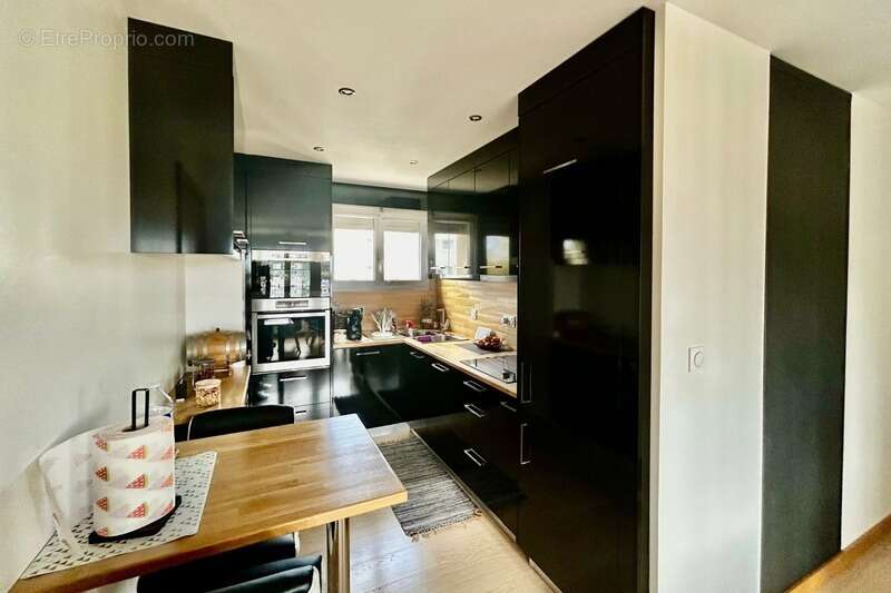 Appartement à LYON-9E