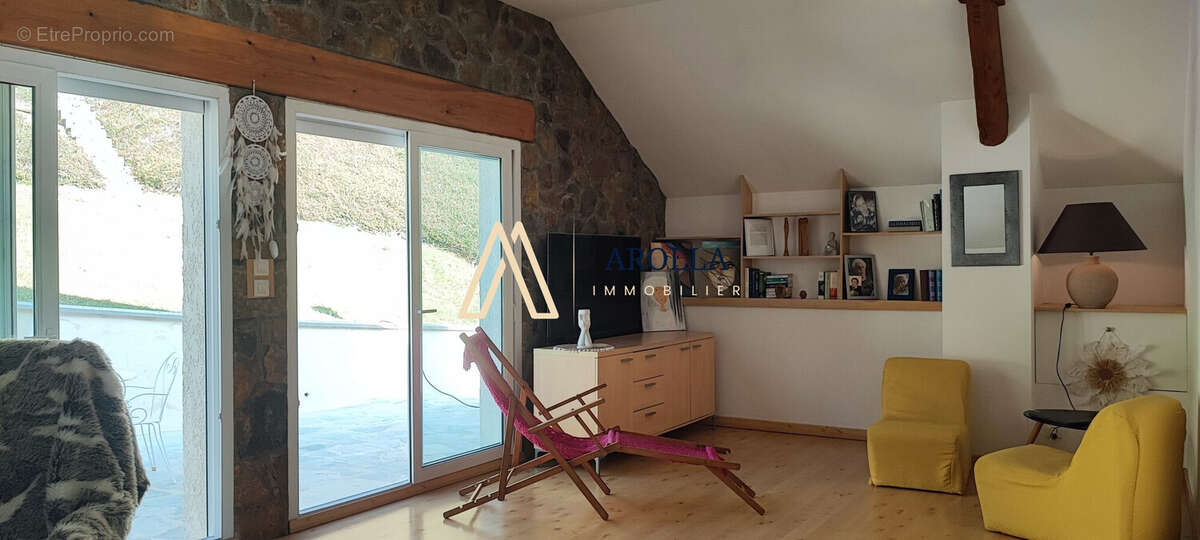 Maison à VEREL-PRAGONDRAN