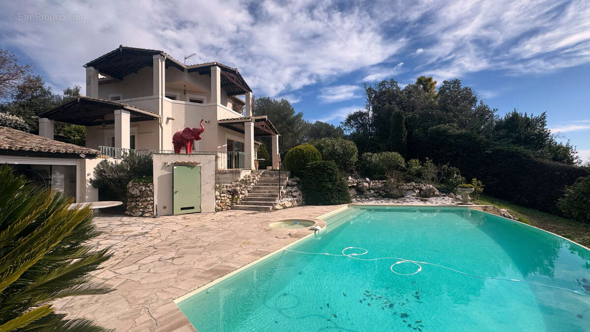 Maison à LA COLLE-SUR-LOUP